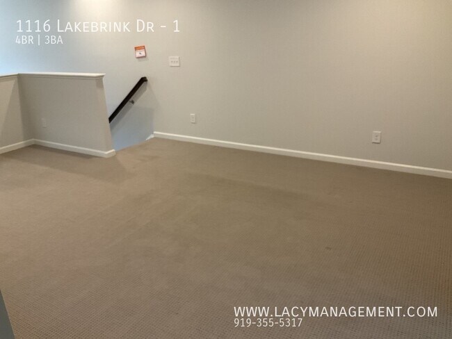 Building Photo - 1116 Lakebrink Dr