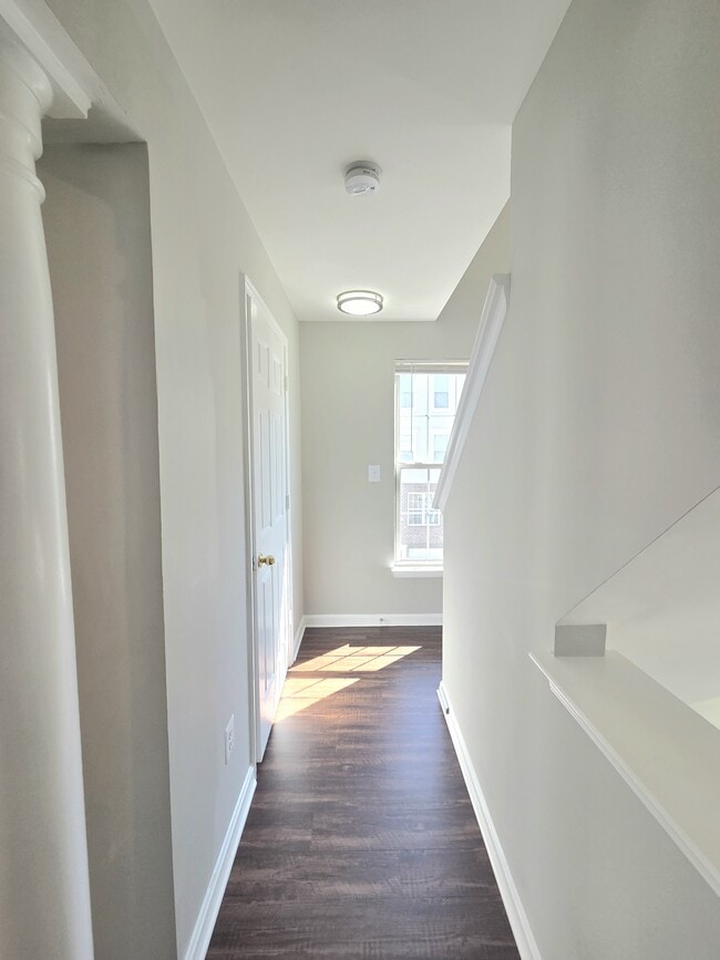 Building Photo - 1604 Post Oak Dr