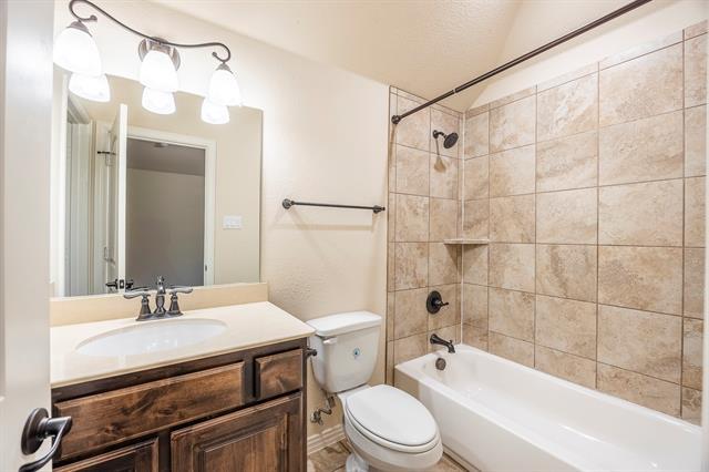Building Photo - 6913 Chisholm Trail