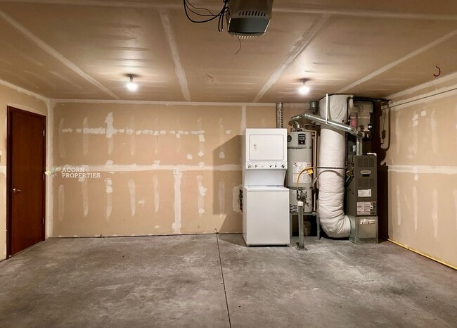 Building Photo - 1668 Stremler Dr