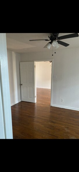 Building Photo - 1930 W Dallas St