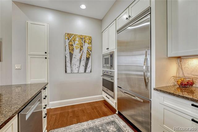 Building Photo - 5455 Landmark Pl