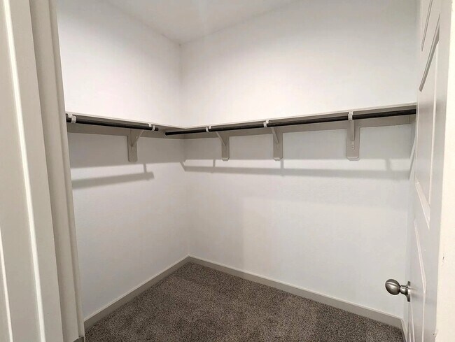 Building Photo - 12808 Tokenhouse Ln