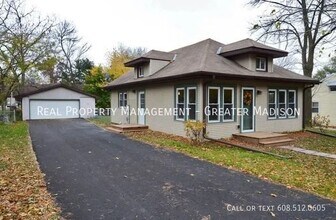 Building Photo - 119 Paoli St
