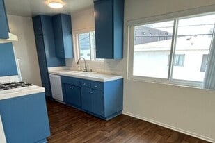 Building Photo - 1839-1841 Colby Ave