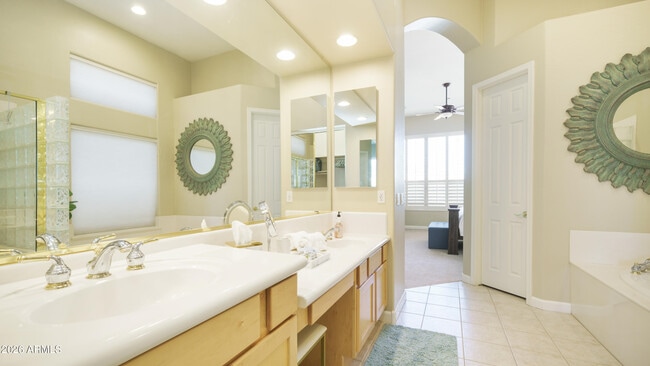 Building Photo - 11572 E Running Deer Trail