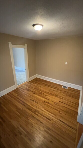 Living Room - 1027 43rd Ave N