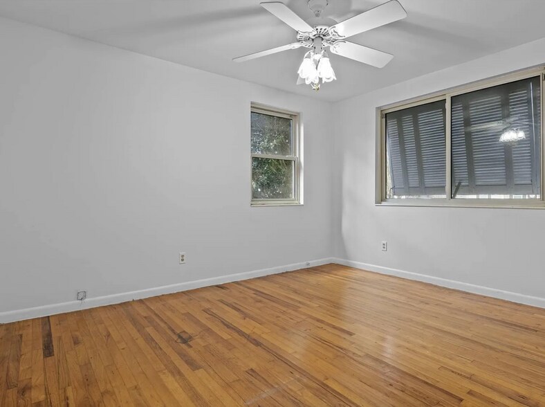 Building Photo - 1521 Toni St