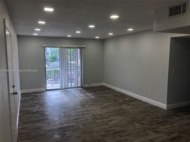 Building Photo - 1500 N Congress Ave