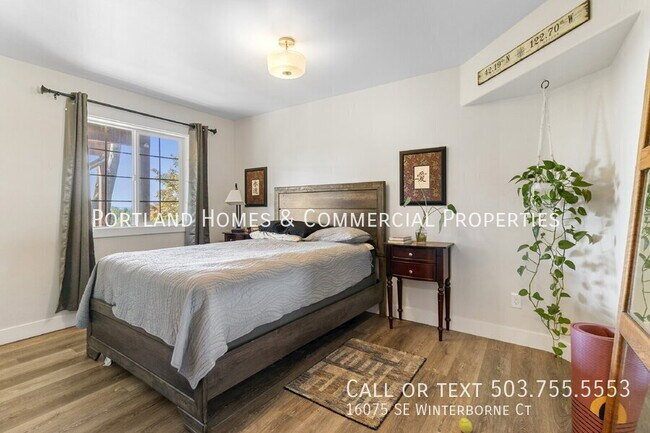 Building Photo - 16075 SE Winterborne Ct