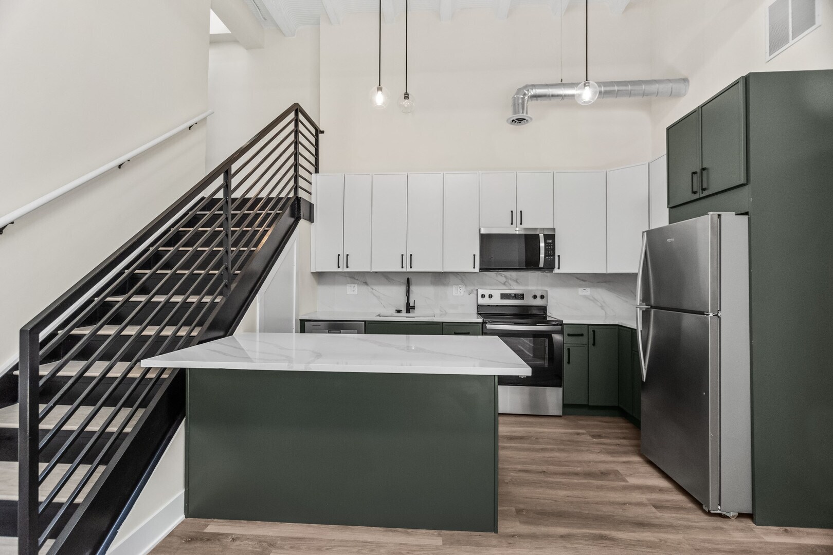 Building Photo - 1453 Maple Ave