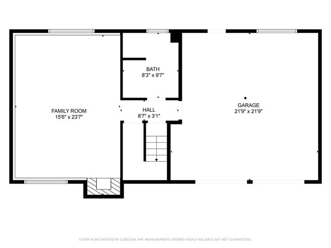 Building Photo - 3 Bed 2 Bath Fully Fenced Split Level Lake...