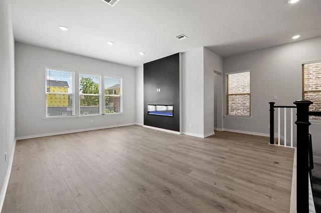 Building Photo - 4831 Aldenbury St