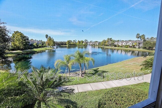 Building Photo - 8809 Manor Loop