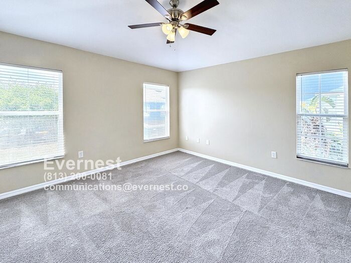 Building Photo - 12623 Kings Crossing Dr