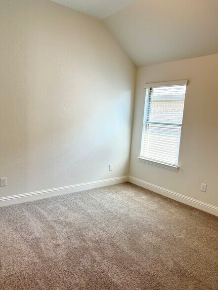 Building Photo - 4428 Mill Falls Dr