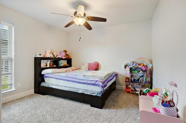 Building Photo - 2401 Southridge Ln
