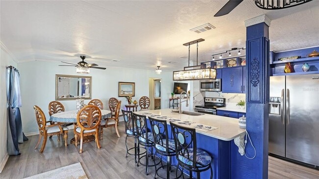 Building Photo - 13492 Dibella Ave