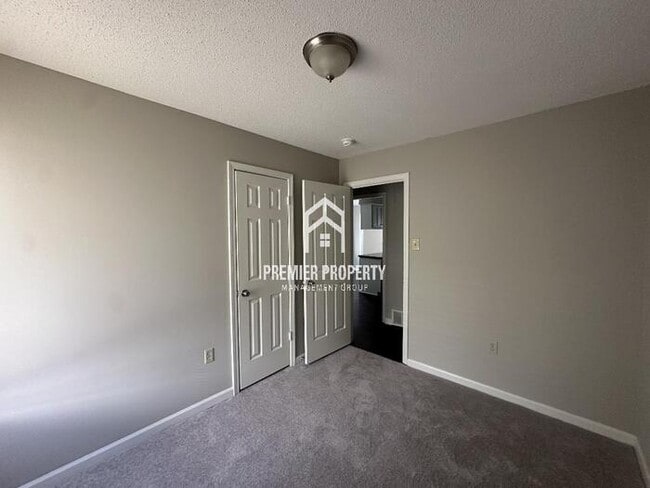 Building Photo - 7172 Ransdorp Dr
