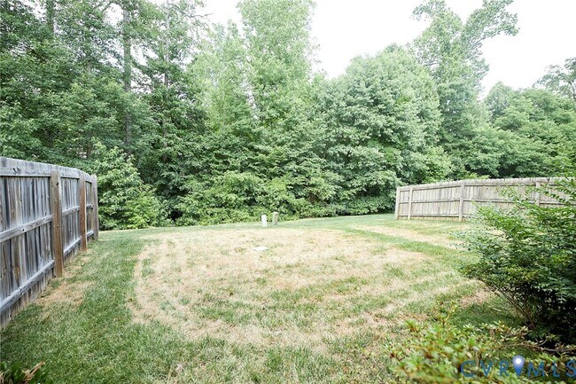 Building Photo - 315 Kingscote Ln