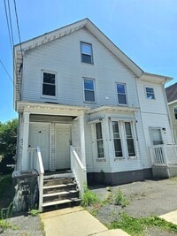 Building Photo - 22 Beech St