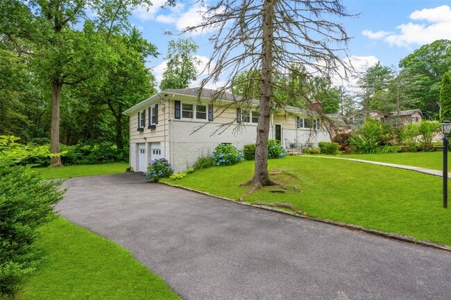 Building Photo - 50 Puritan Dr