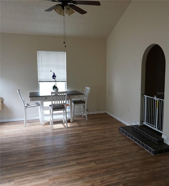 Building Photo - 808 Childers Loop