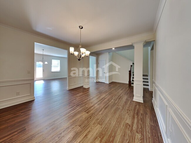 Building Photo - 1347 Weatherbrook Cir