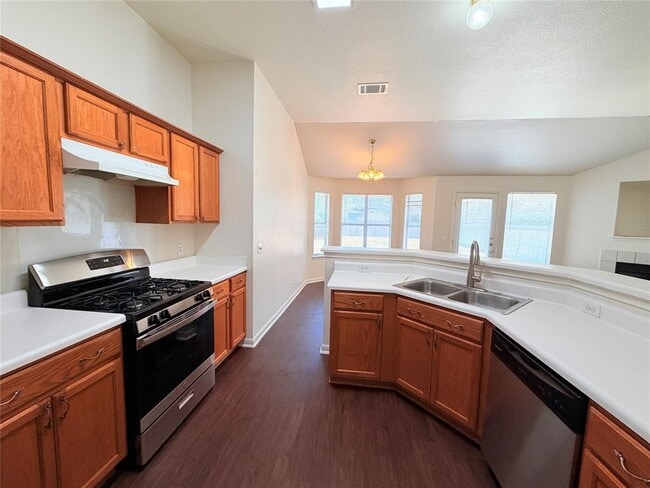 Building Photo - 124 Estate Cove