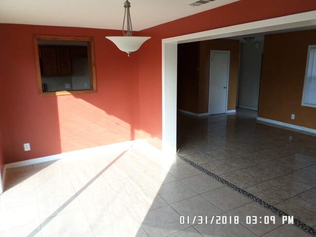 Building Photo - Coming Soon!