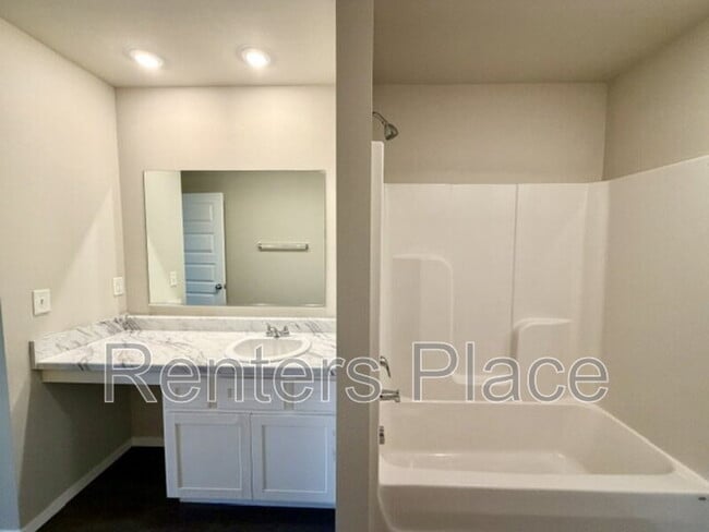 Building Photo - 16216 S 88th E Ave