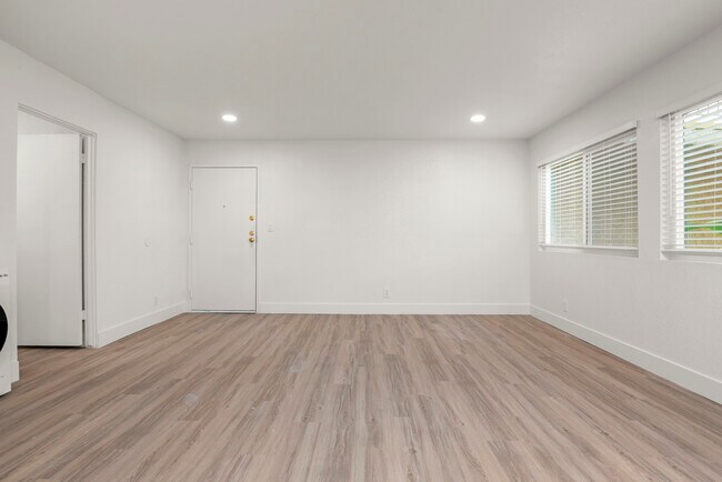 1 Bedroom #205 - The Current 340 Apartments