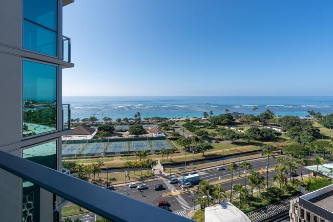 Building Photo - HOKUA 3 bedroom FULLY FURNISHED