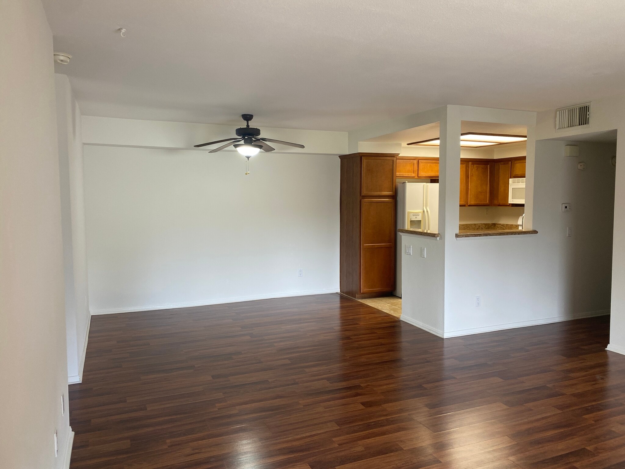 Building Photo - 200 E Alessandro Blvd