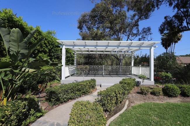 Building Photo - 460 S Bridge View Dr
