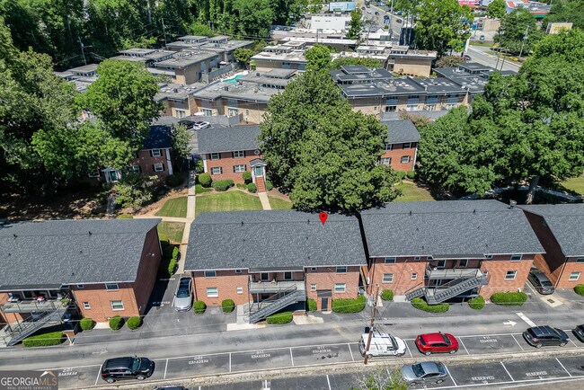 Building Photo - 4282 Roswell Rd