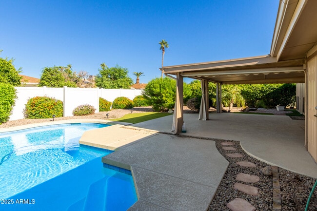 Building Photo - 13827 N Tan Tara Dr