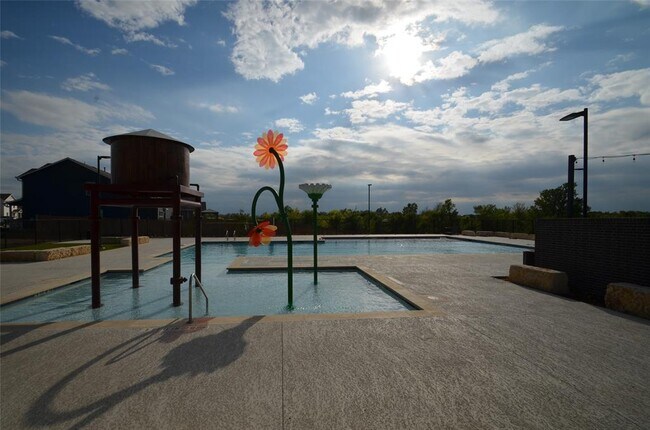 Building Photo - 13706 Mussel Rn