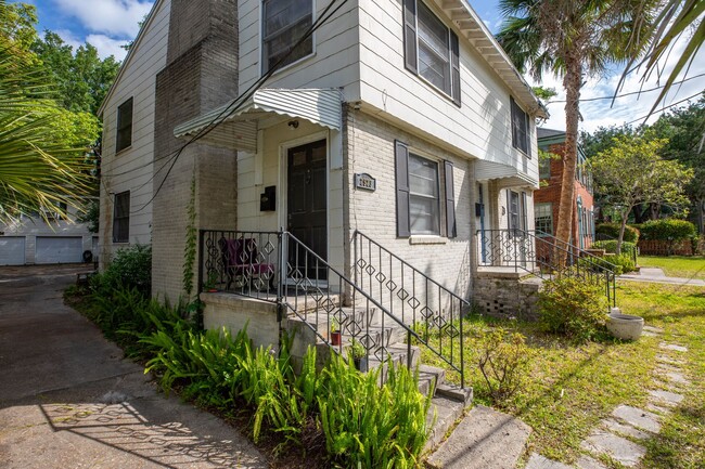 Building Photo - 2921 Olga Pl
