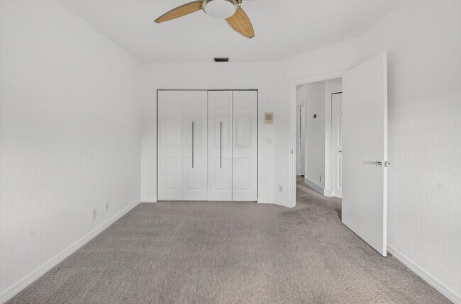 Building Photo - 11119 Blue Coral Dr