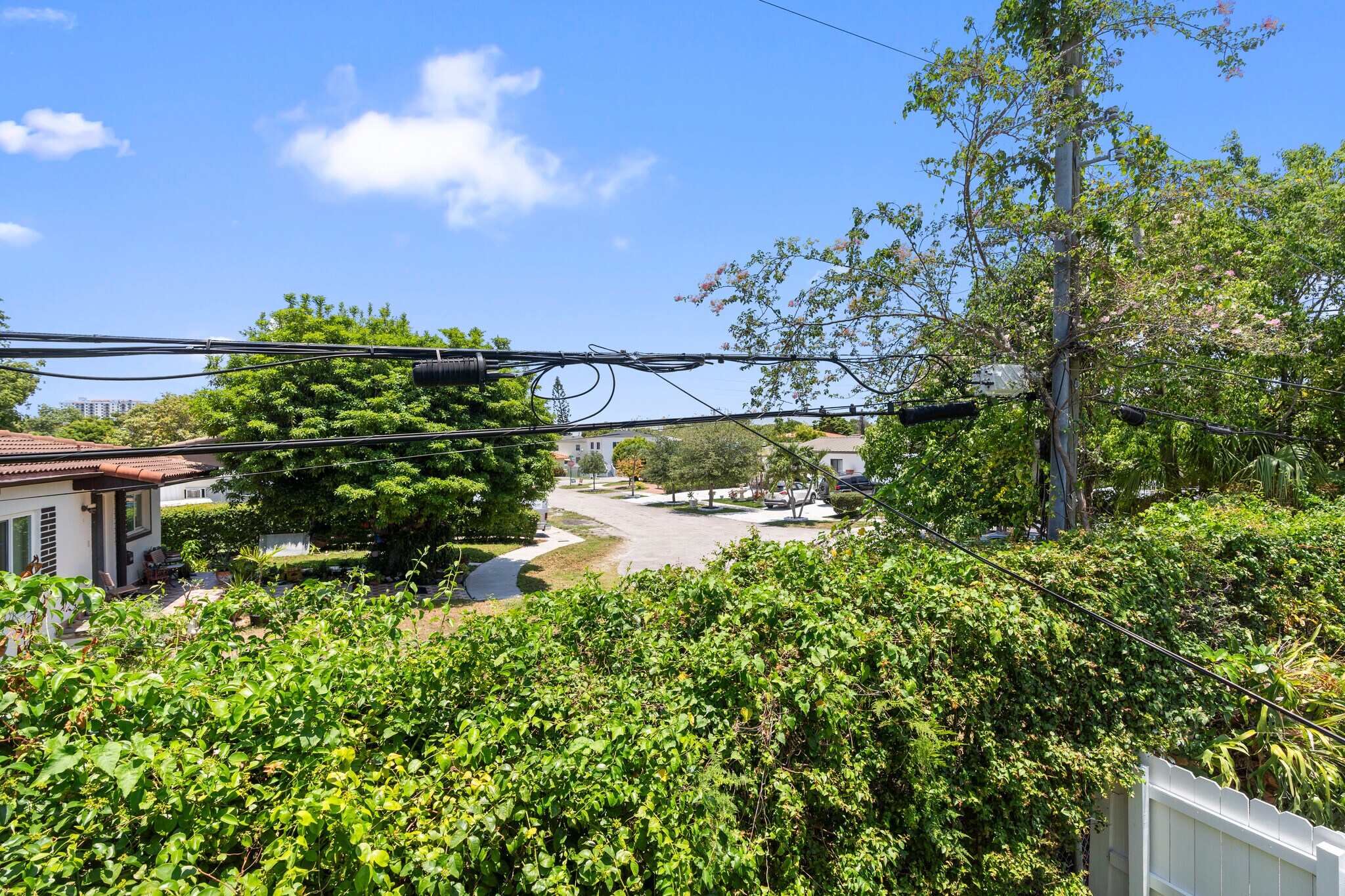 Building Photo - 3597 SW 17th St