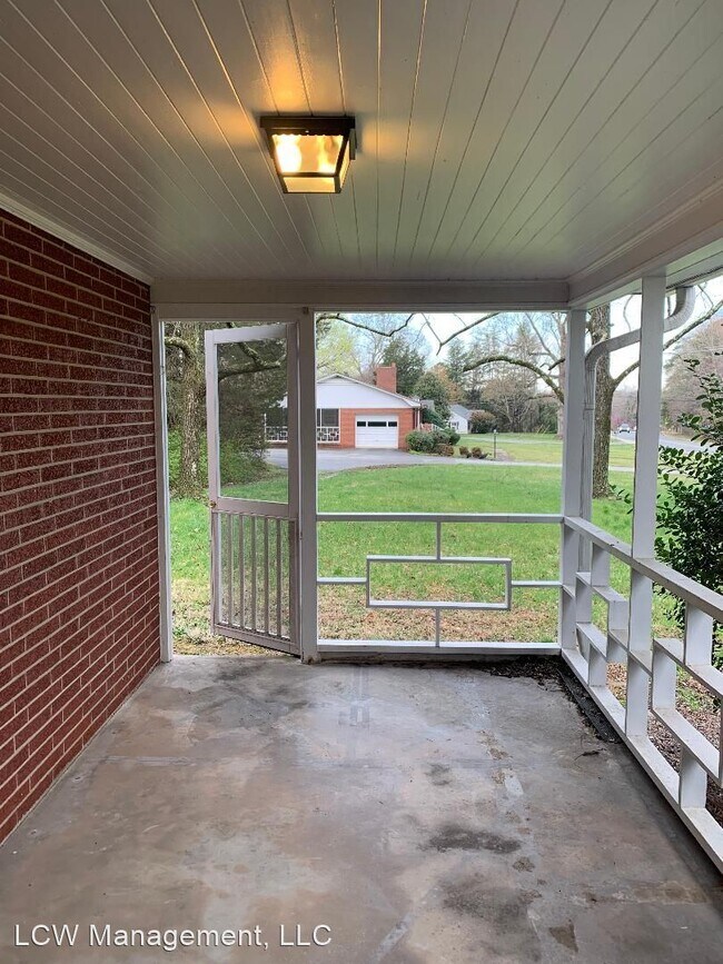 Building Photo - 3 br, 2 bath House - 3532 Old Vineyard Road