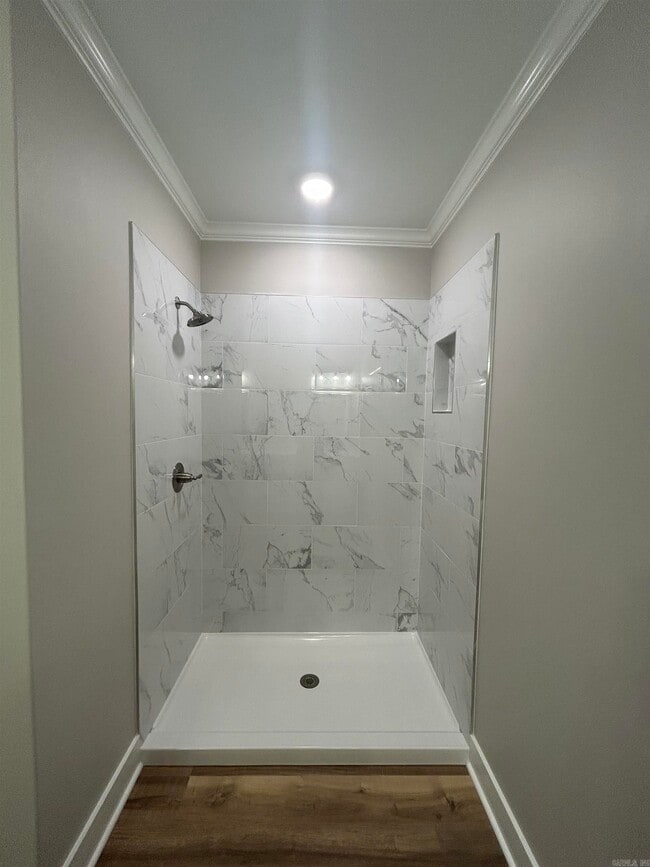 Building Photo - 210 Diamondhead Dr