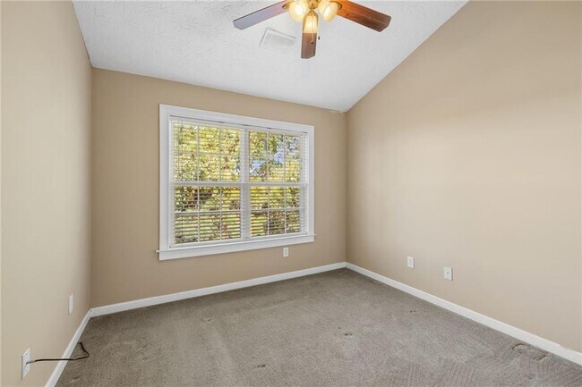 Building Photo - 1558 Paramount View Trace NE