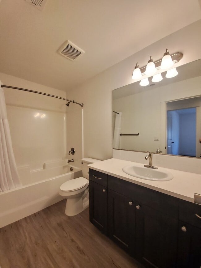 Building Photo - 522 Bedrock Loop