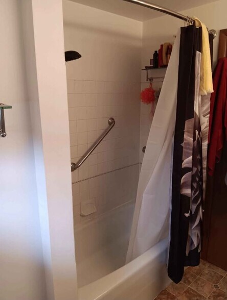 Building Photo - 3832 N 29th St