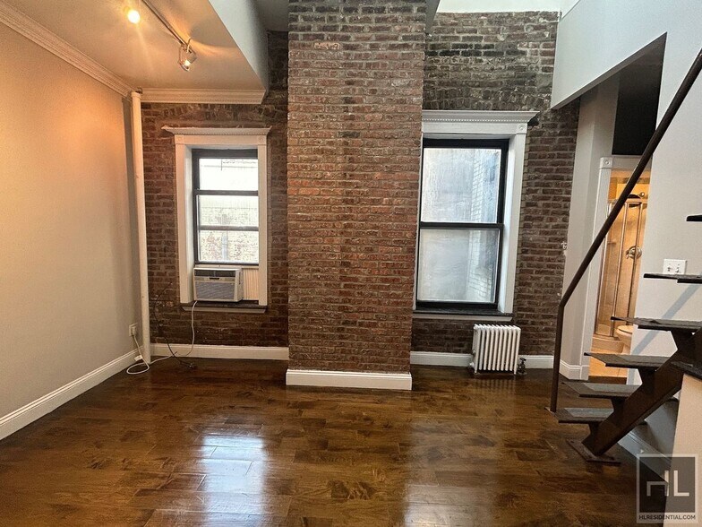 Building Photo - East 18th Street