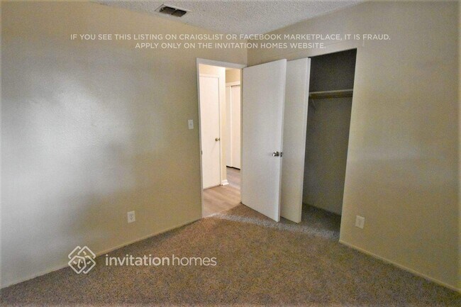 Building Photo - 13633 Fair Oaks Blvd