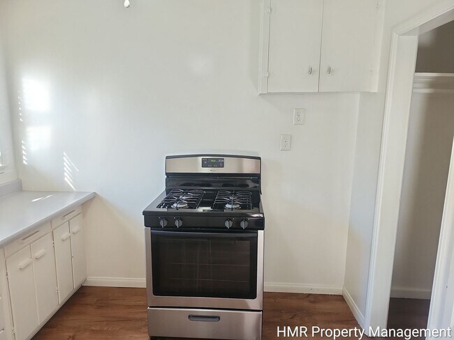 Building Photo - S - Ontario- E St/ Plum St.