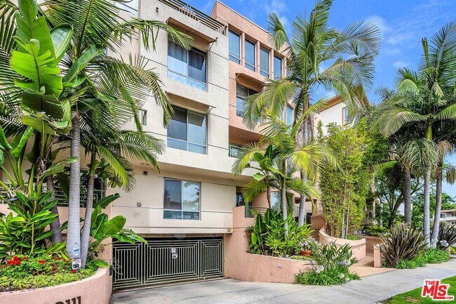 Building Photo - 2111 S Beverly Glen Blvd